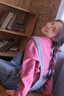 艳阳门无删照片1400还有视频
